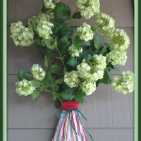dollar store garden glove flower arrangement