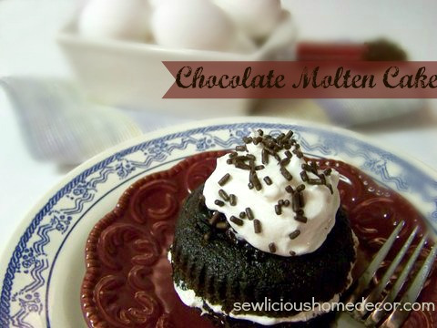 chilis_knock_off_chocolate_molton_cake2.JPG