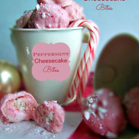 Peppermint Cheesecake Bites