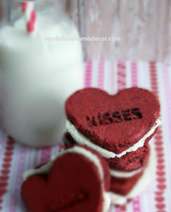 Red Velvet Oreo Sandwiches