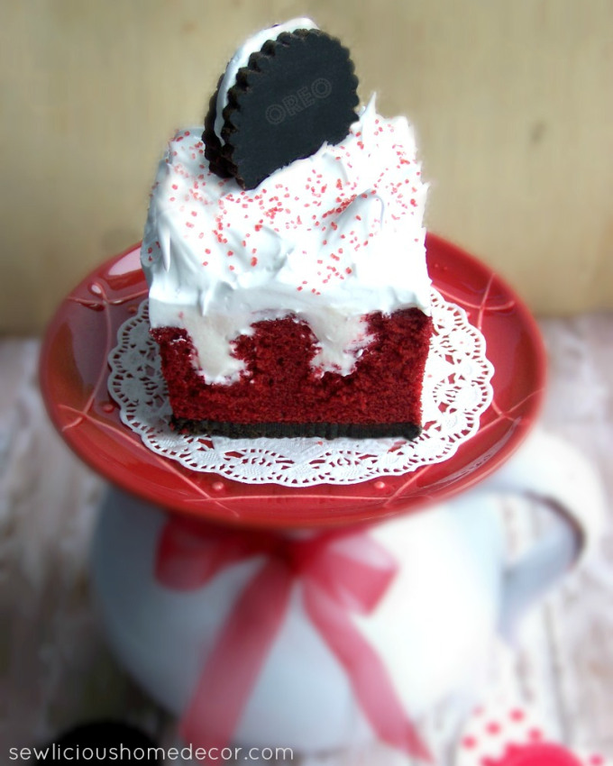 Red Velvet Poke Cake at sewlicioushomedecor.com