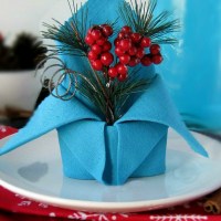 Folded Holiday Crown Napkin Tutorial