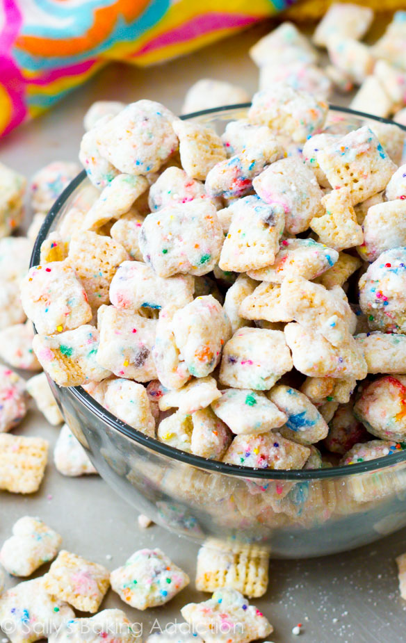 Cupcake-Puppy-Chow-@sallybakeblog-2