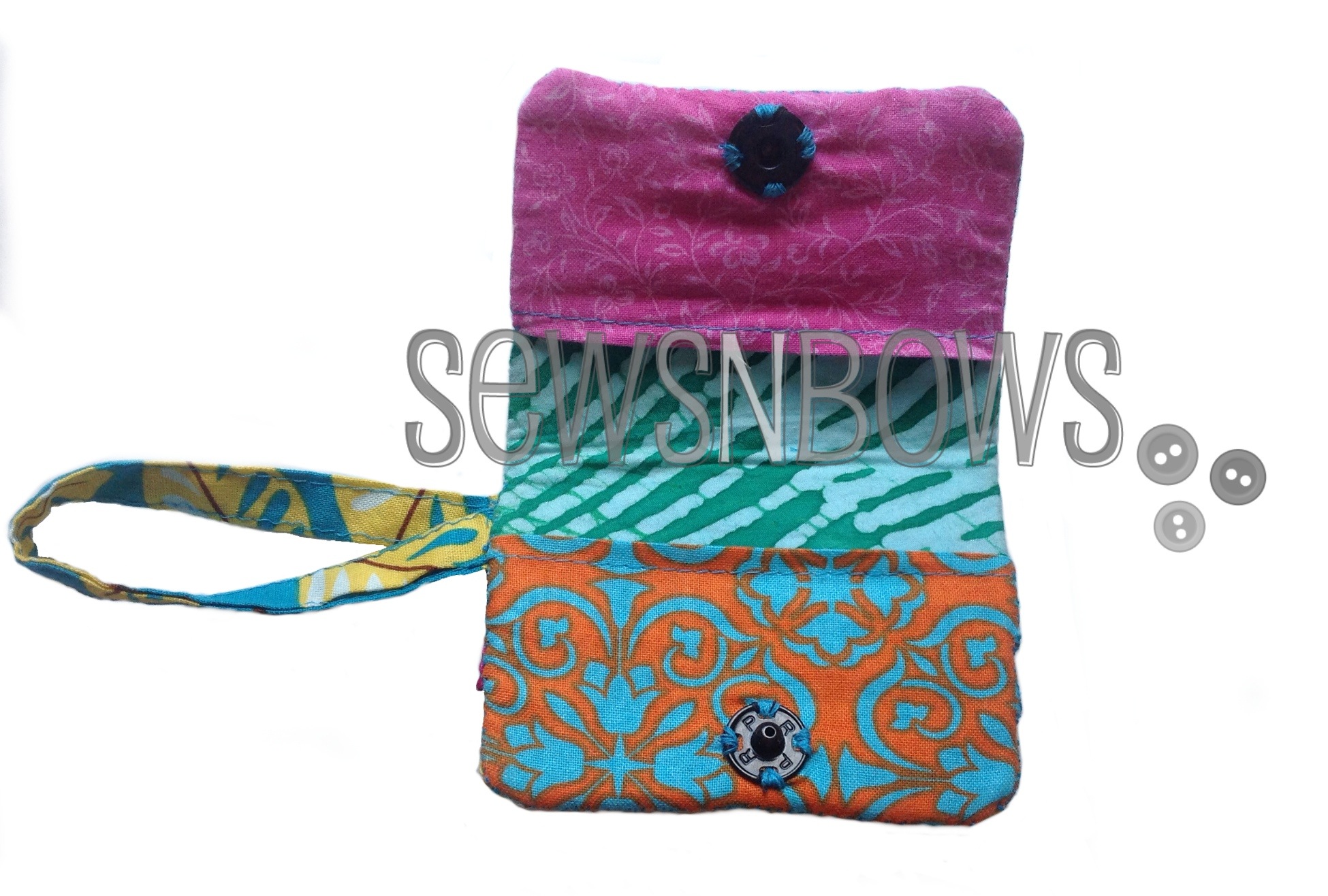 20130401 180726 Ruffled Mini Wallet