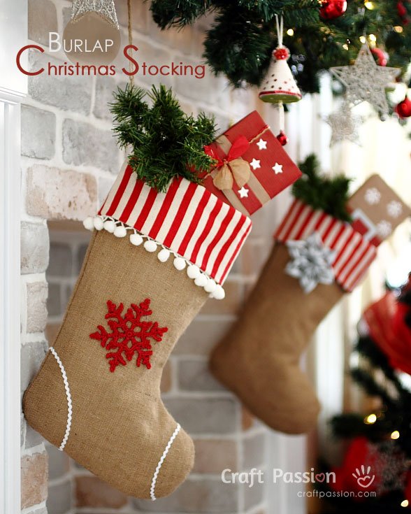 sew-burlap-stocking